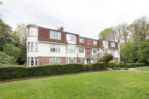 Seymour Court E4