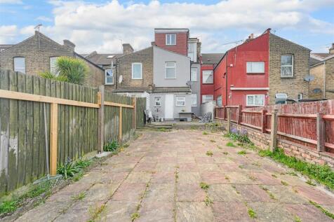 Winchester Road, E4