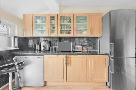 Winchester Road, E4