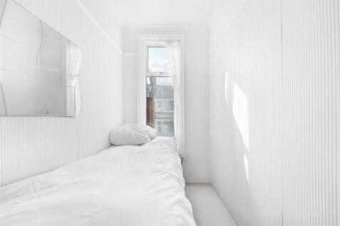 Winchester Road, E4