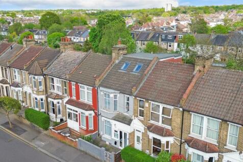 Winchester Road, E4