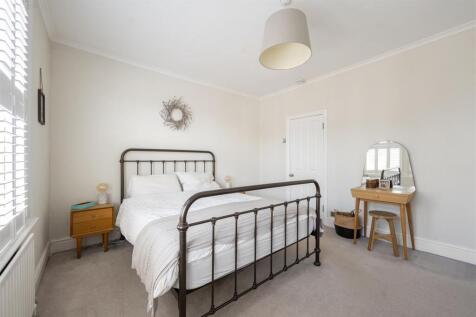 First-Bedroom-2.jpg