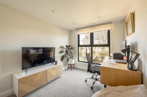 Second-Loft-Bedroom-2.jpg