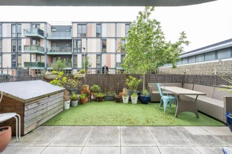 Altius Court E4