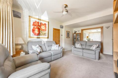 Cherrydown Avenue, E4