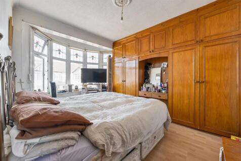 First-Bedroom-1.jpg