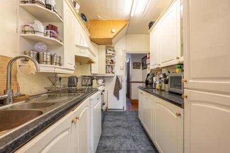 Kitchen-2.jpg