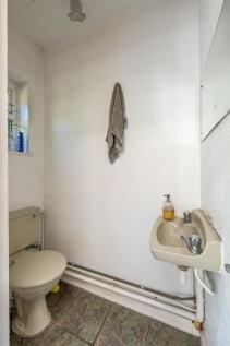 Downstairs-WC.jpg