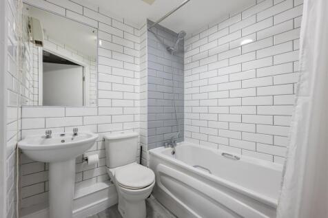 Lockwood Place E4