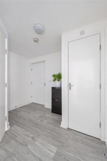 Lockwood Place E4