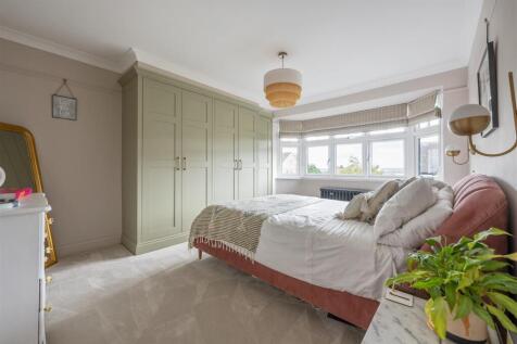 Woodberry Way, E4