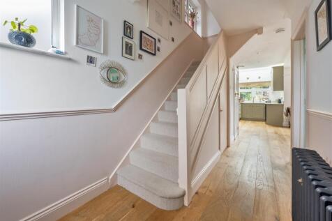 Woodberry Way, E4