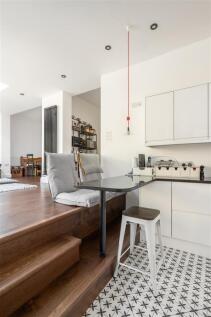 East View E4