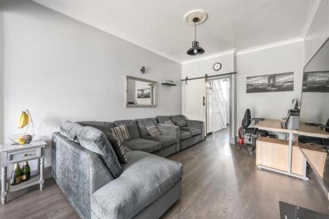 Nelson Road E4 9AP