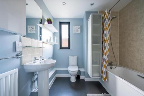 De Havilland Court N17