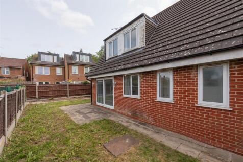 Alders Avenue IG8