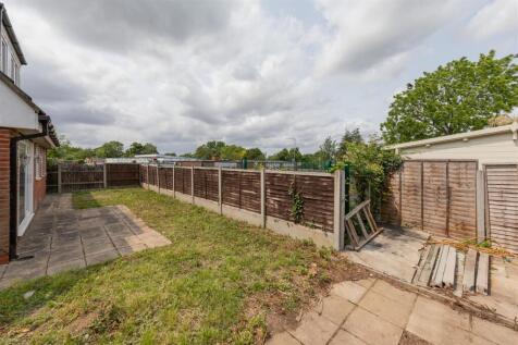 Alders Avenue IG8