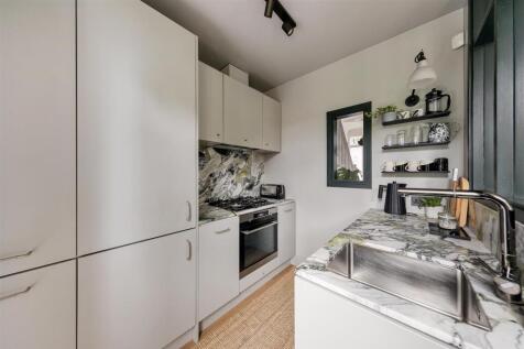 Winchester Road E4