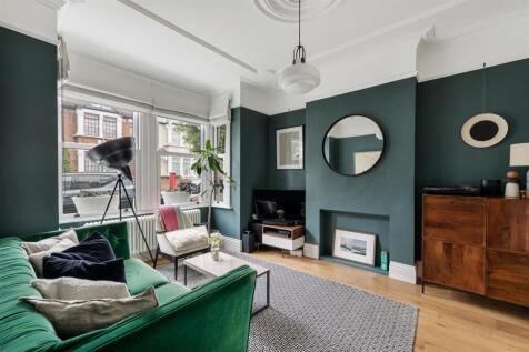 Winchester Road E4