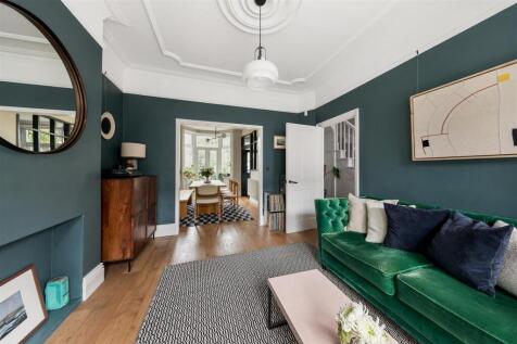 Winchester Road E4