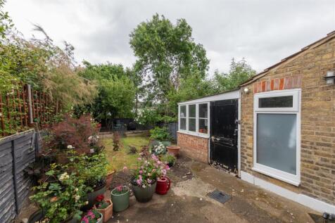 Winchester Road E4