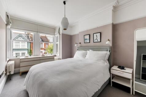 Winchester Road E4