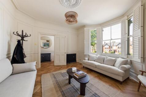 Castle Avenue E4