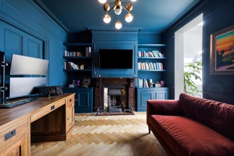 Castle Avenue E4