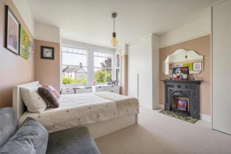 Preston Avenue E4