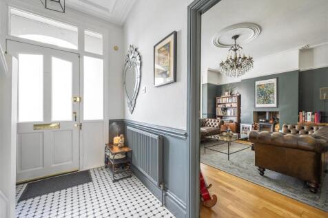 Preston Avenue E4