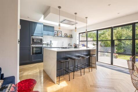 Preston Avenue E4