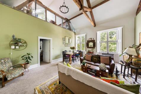 Friday Hill House E4