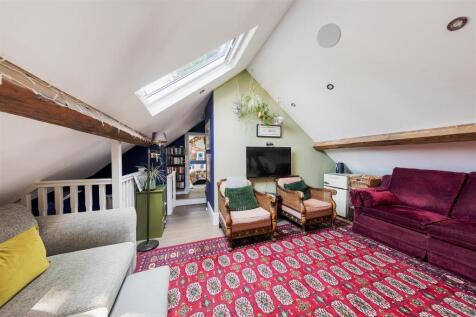 Friday Hill House E4