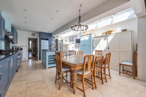Buxton Road E4