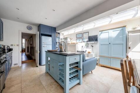 Buxton Road E4