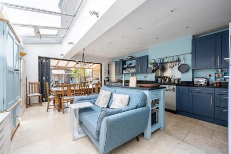 Buxton Road E4