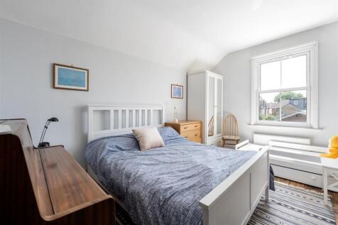 Buxton Road E4