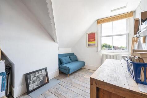 Buxton Road E4