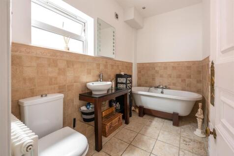 Clivedon Road E4