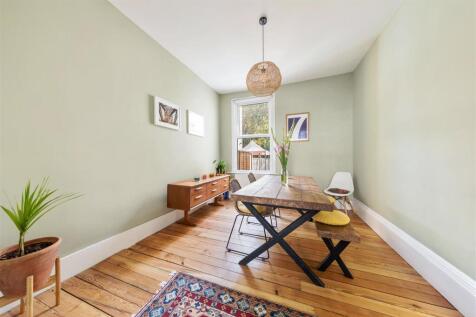 Sutherland Road, N17