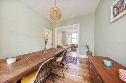 Sutherland Road, N17