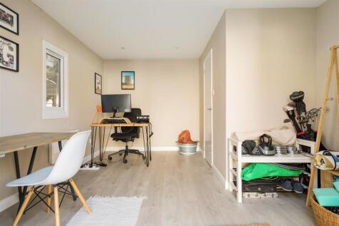 Sutherland Road, N17