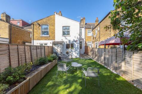 Sutherland Road, N17