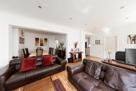 Chingford Avenue E4