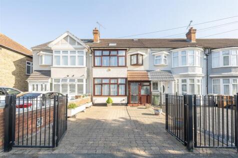 Larkswood Road, E4