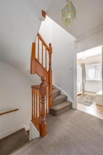 Larkswood Road, E4