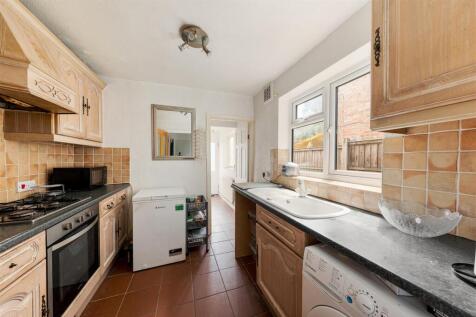 Winchester Road E4