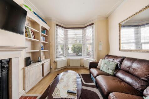 Winchester Road E4