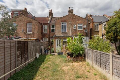 Winchester Road E4