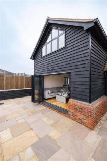 Sewardstone Road E4